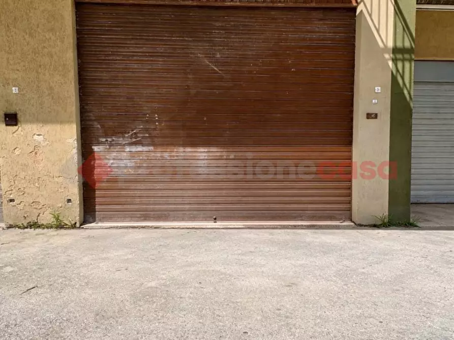 Immagine 9 di Box auto in vendita  in Viale epipoli, 55 a Siracusa
