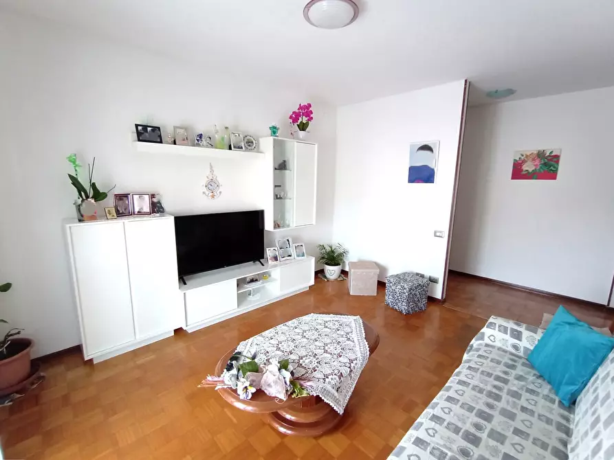 Immagine 1 di Appartamento in vendita  in Via Cavarzere, via Alessandro Volta, 25 a Cavarzere