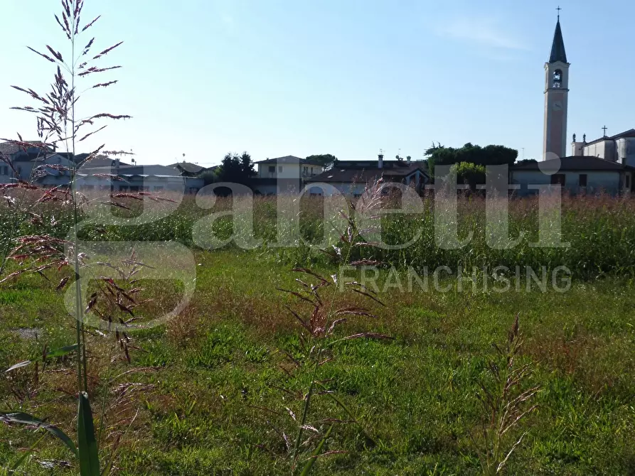 Immagine 1 di Terreno residenziale in vendita  in Via Roma, 00 a Pozzoleone
