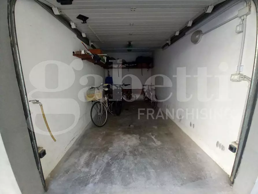 Immagine 45 di Appartamento in vendita  in Via SOTTOMARINA- PIAZZA ITALIA, 00 a Chioggia