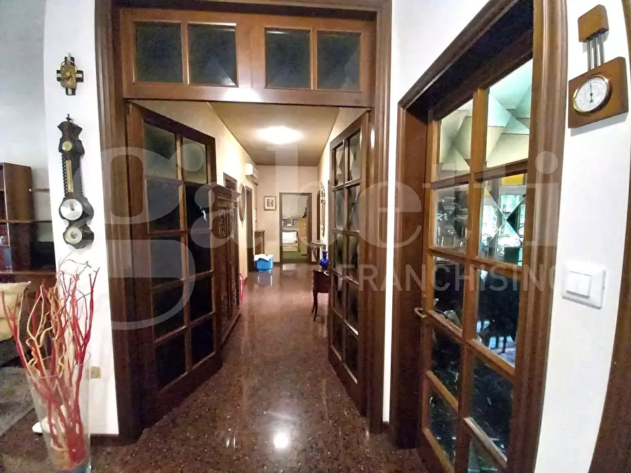 Immagine 14 di Appartamento in vendita  in Via SOTTOMARINA- PIAZZA ITALIA, 00 a Chioggia