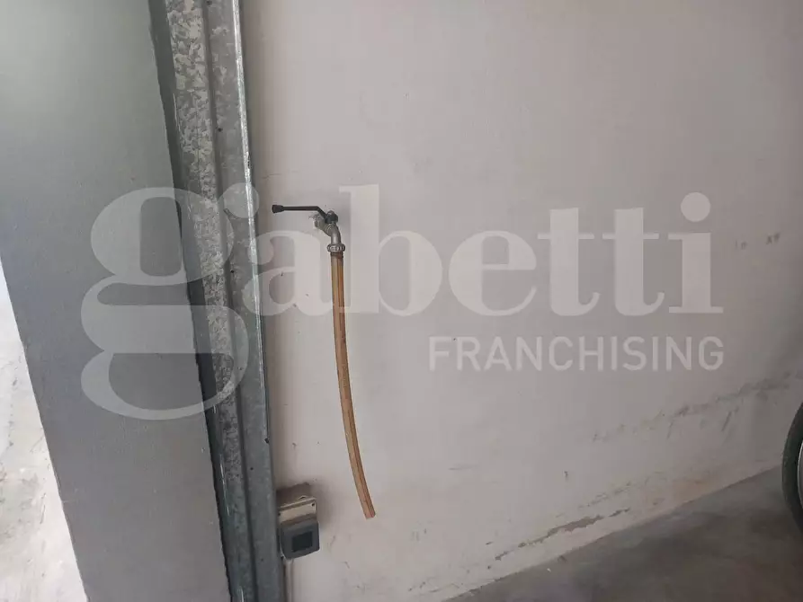 Immagine 47 di Appartamento in vendita  in Via SOTTOMARINA- PIAZZA ITALIA, 00 a Chioggia