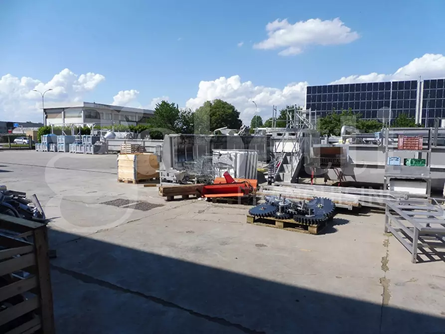 Immagine 4 di Capannone industriale in vendita  in Via del Lavoro a Poiana Maggiore
