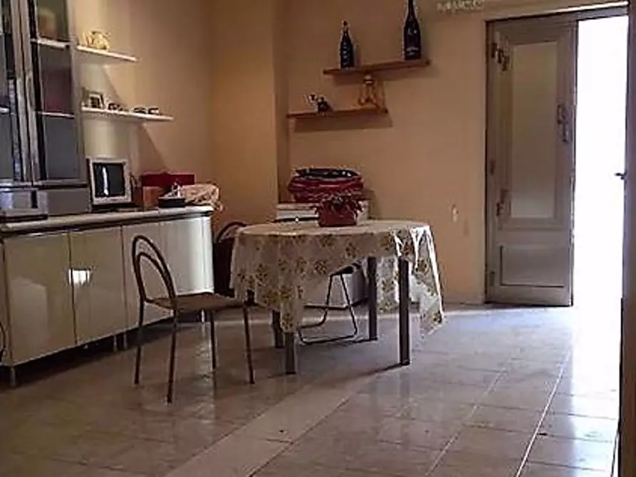 Immagine 2 di Box auto in vendita  in Via MIROBALLO, 11 a San Severo
