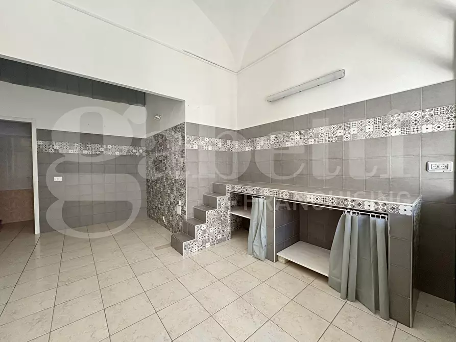 Immagine 6 di Negozio in vendita  in Via Roma, 104 a Sassari
