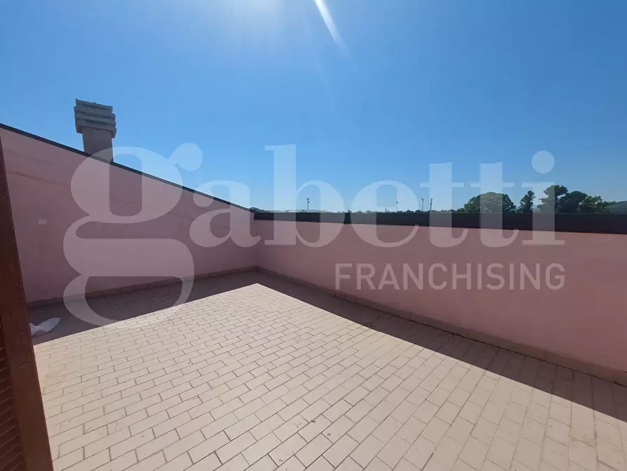 Immagine 6 di Appartamento in vendita  in Via Nazionale, 195 a Tortoreto