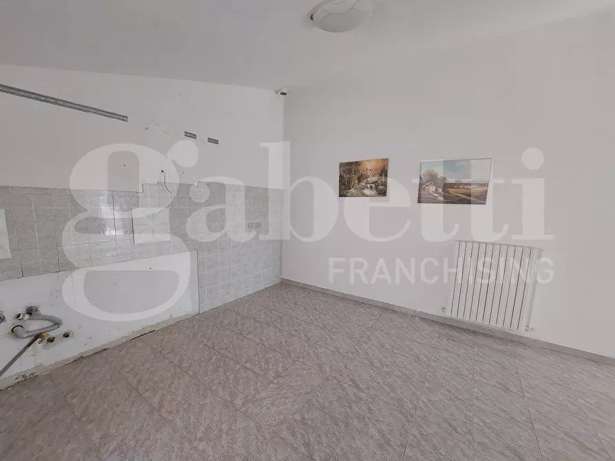 Immagine 13 di Appartamento in vendita  in Via Nazionale, 195 a Tortoreto