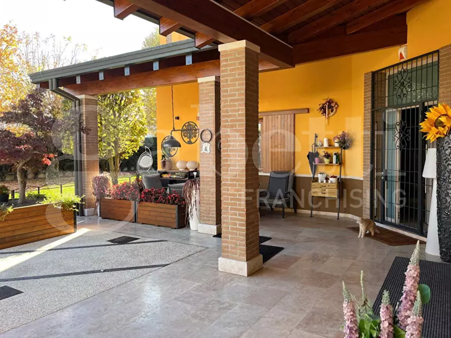 Immagine 5 di Villa in vendita  in Via Andretto Attilio, 4 a Sandrigo
