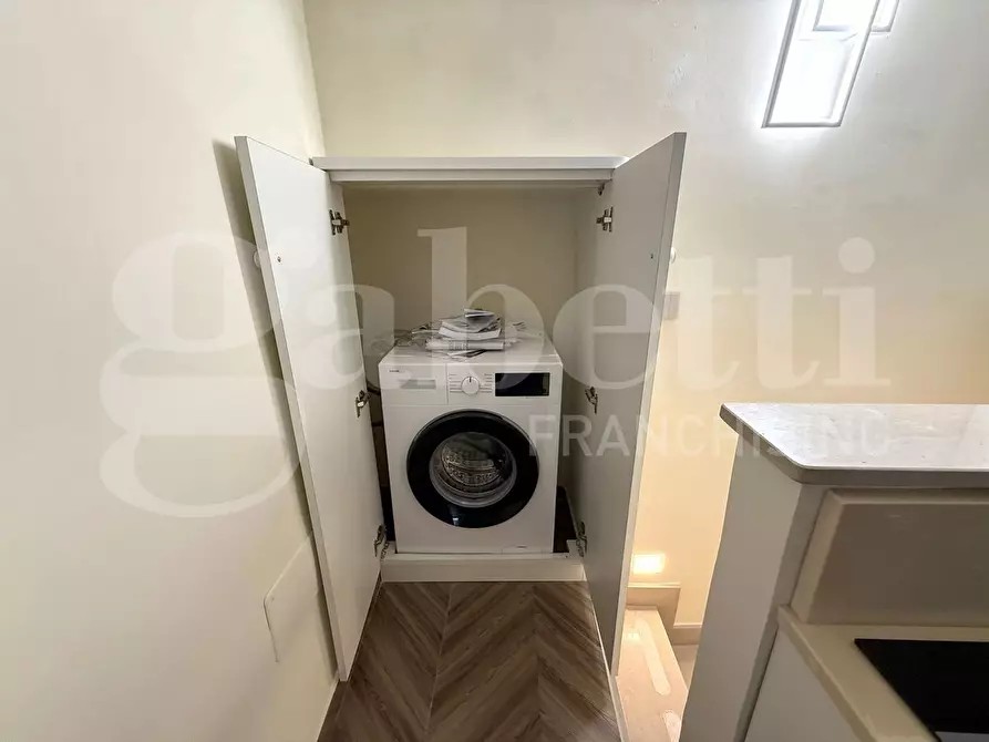 Immagine 7 di Appartamento in affitto  in Via centogradi a Napoli