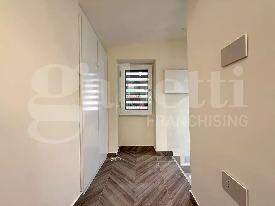 Immagine 7 di Appartamento in affitto  in Via centogradi a Napoli