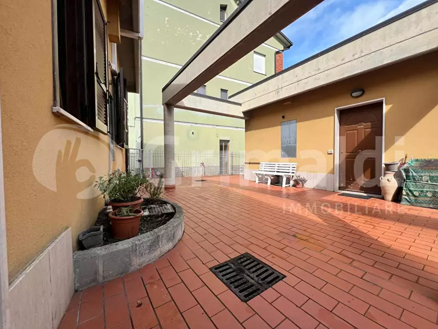 Immagine 17 di Appartamento in vendita  in Viale perugia a Magione