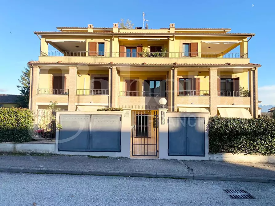 Immagine 2 di Appartamento in vendita  in Via CREDARO, 13 a Perugia