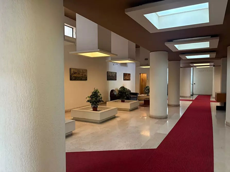 Immagine 4 di Appartamento in vendita  in Via Brasile, 5 a Messina