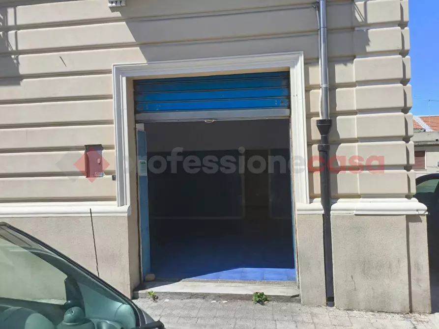 Immagine 4 di Negozio in vendita  in Via sbarre centrali, 86 a Reggio Di Calabria