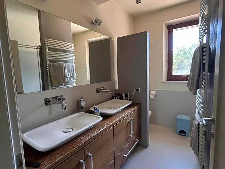 Immagine 30 di Villa in vendita  in Via luigi fabbri, 1 a Recanati