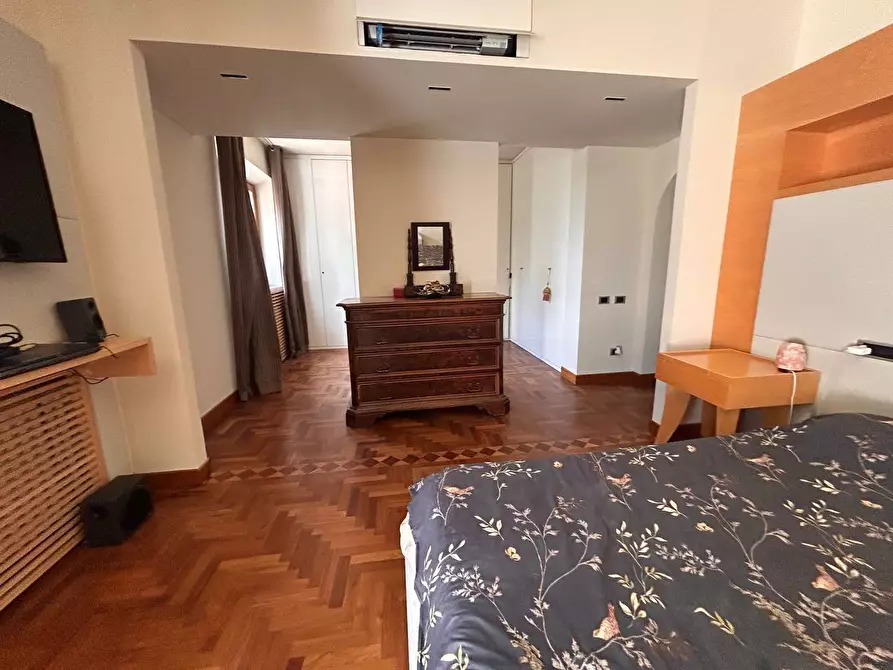 Immagine 26 di Villa in vendita  in Via luigi fabbri, 1 a Recanati