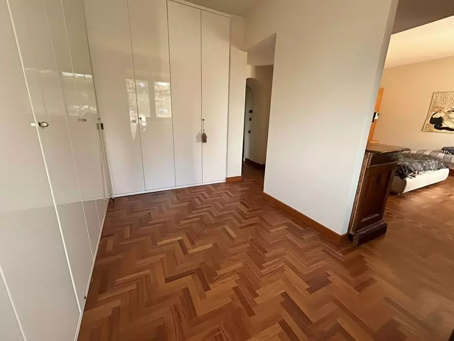 Immagine 36 di Villa in vendita  in Via luigi fabbri, 1 a Recanati