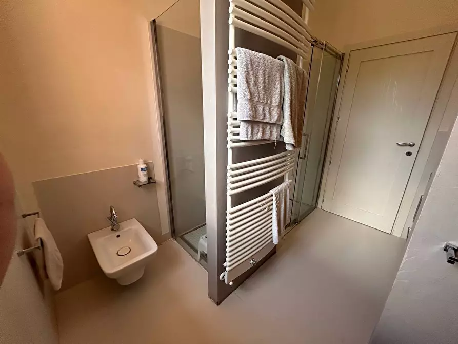 Immagine 21 di Villa in vendita  in Via luigi fabbri, 1 a Recanati