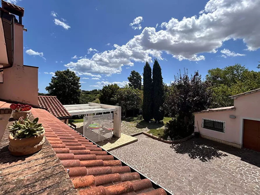 Immagine 28 di Villa in vendita  in Via luigi fabbri, 1 a Recanati