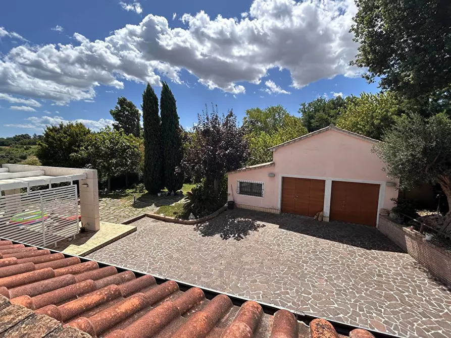 Immagine 20 di Villa in vendita  in Via luigi fabbri, 1 a Recanati