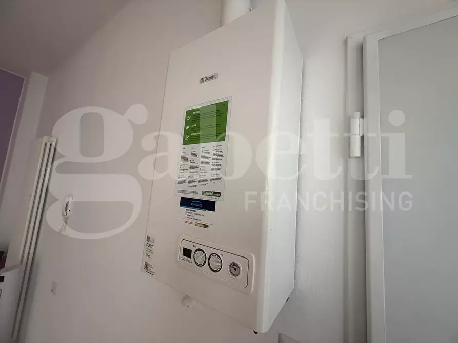 Immagine 5 di Negozio in vendita  in Via VIA  MATTEOTTI, 43 a Asso