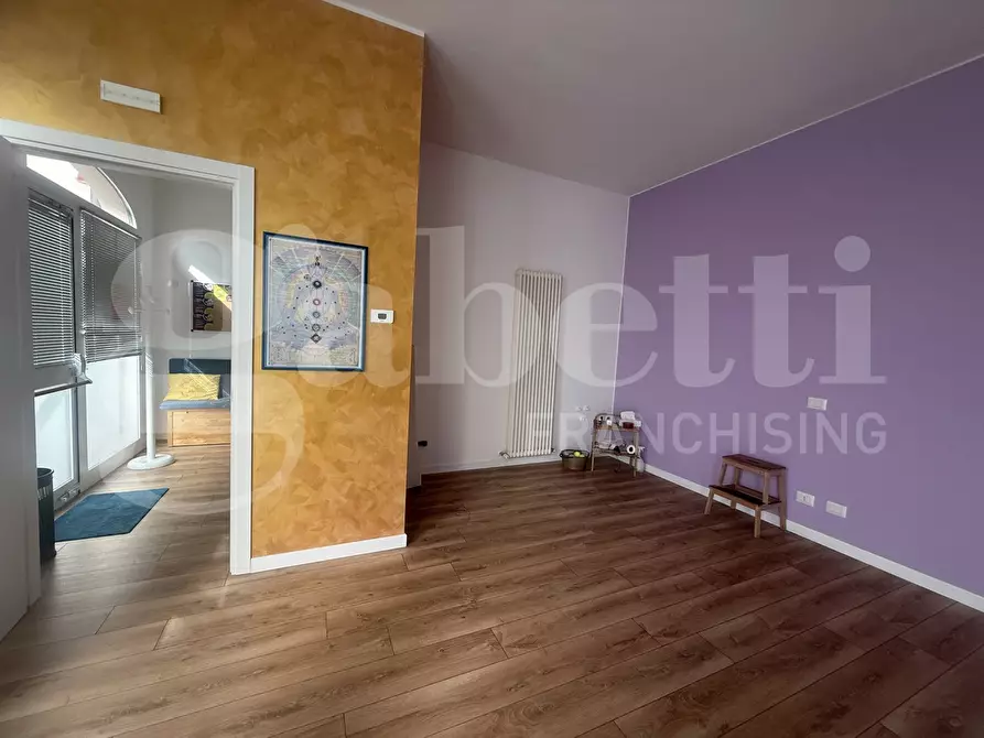 Immagine 33 di Negozio in vendita  in Via VIA  PLINIO, snc a Erba