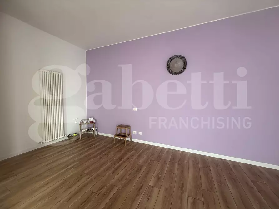 Immagine 30 di Negozio in vendita  in Via VIA  PLINIO, snc a Erba