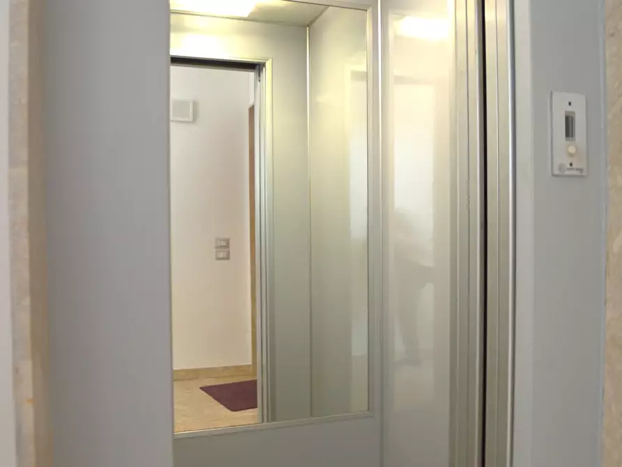 Immagine 29 di Appartamento in vendita  in Via Cesare Terranova, 1 a Ragusa