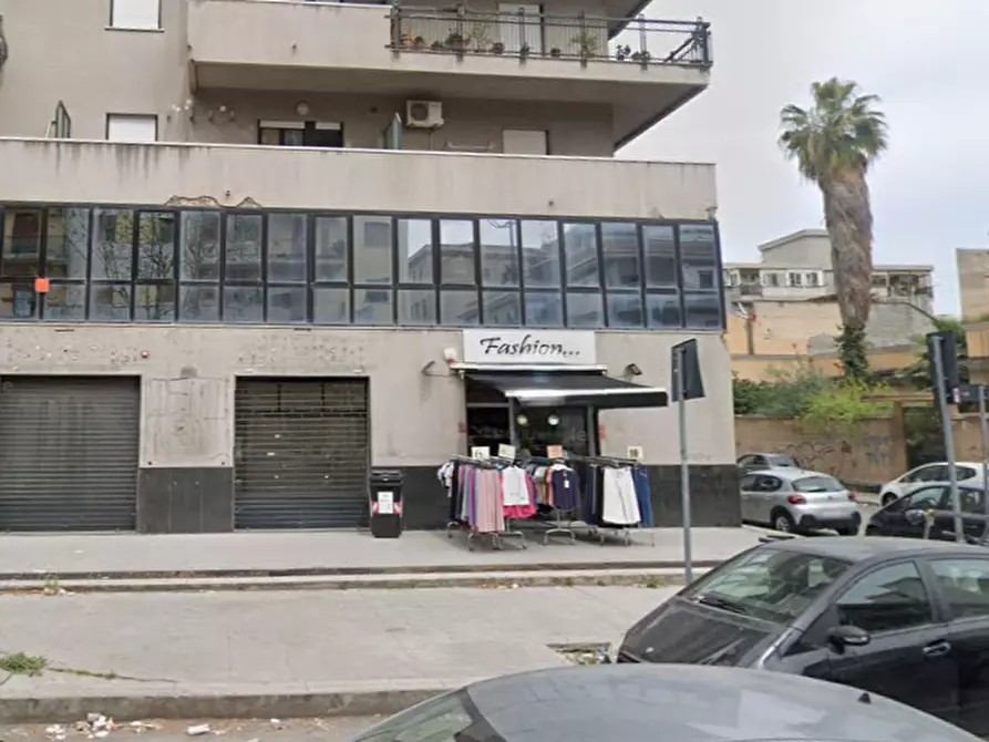 Immagine 5 di Negozio in vendita  in Via dei Cantieri, 2 a Palermo