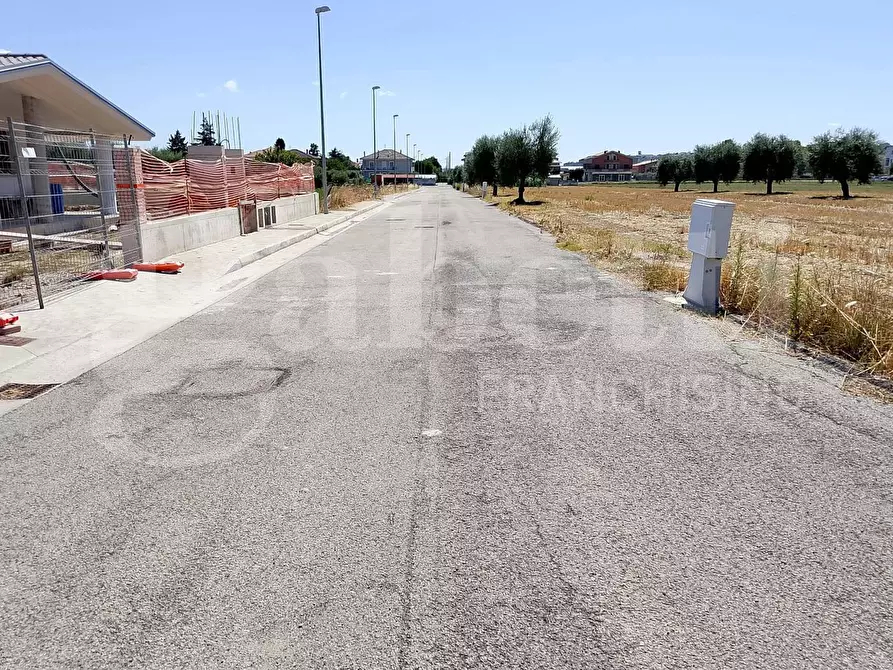 Immagine 7 di Terreno residenziale in vendita  in Via Gramsci, 15 a Sant'omero