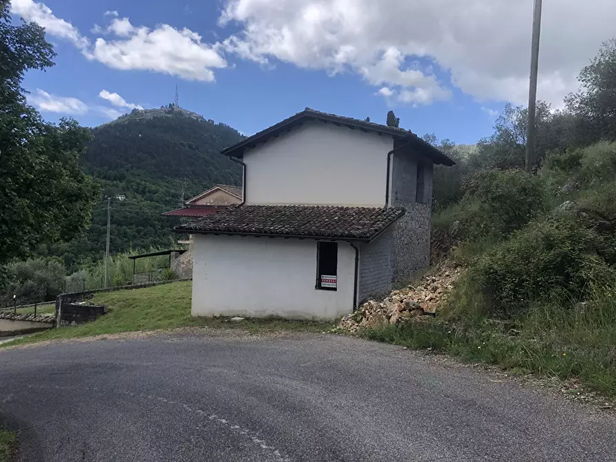 Immagine 8 di Rustico / casale in vendita  in Via Castagneto, snc a Alatri