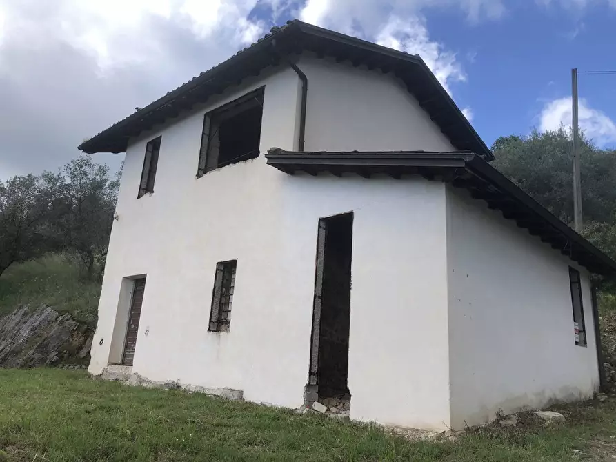 Immagine 2 di Rustico / casale in vendita  in Via Castagneto, snc a Alatri