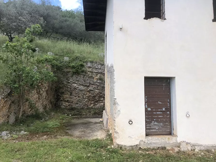Immagine 10 di Rustico / casale in vendita  in Via Castagneto, snc a Alatri
