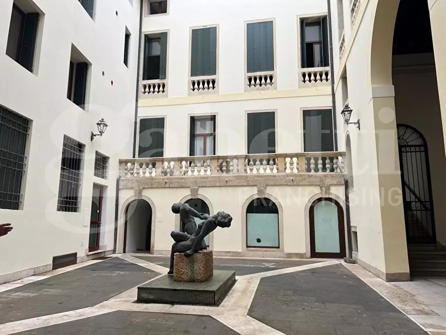 Immagine 12 di Ufficio in affitto  in Corso Andrea Palladio a Vicenza