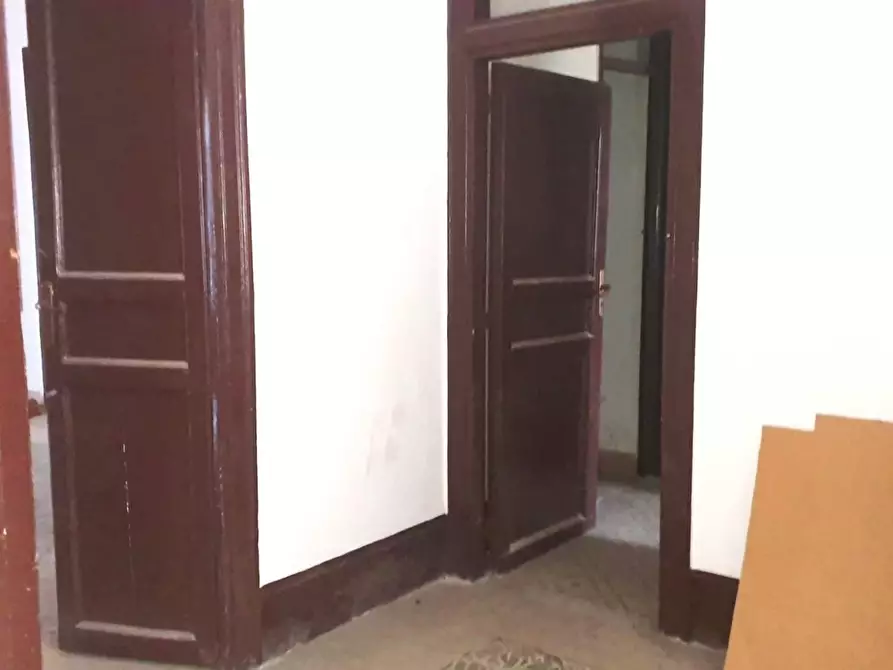 Immagine 7 di Palazzo in vendita  in Corso Tukory, 43 a Palermo