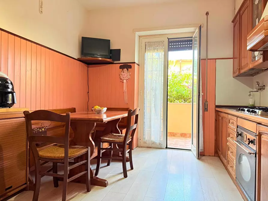 Immagine 11 di Appartamento in vendita  in Via BUSCATE, 30 a Roma