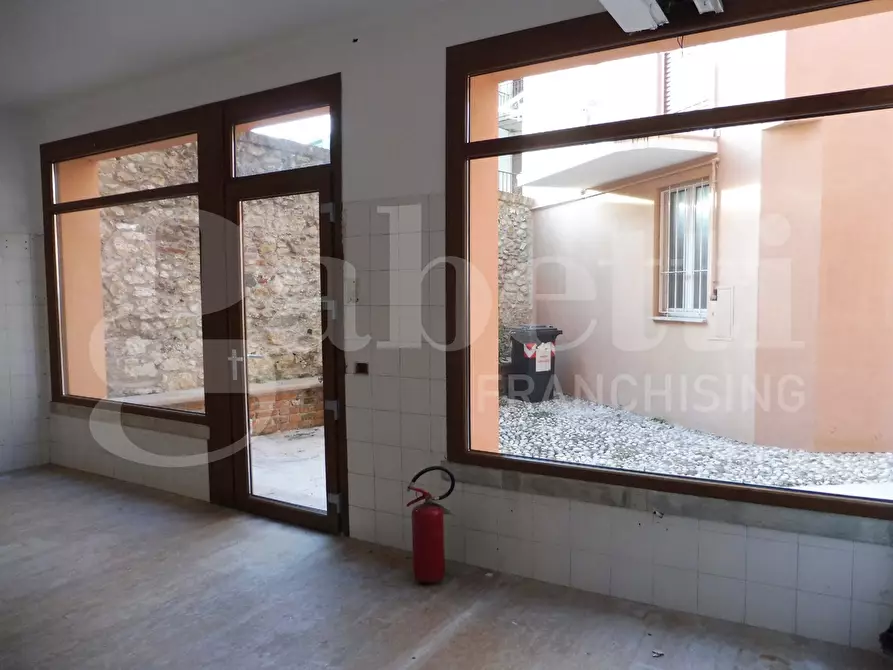 Immagine 1 di Bar / Ristorante in affitto  in Piazza Castello a Marostica