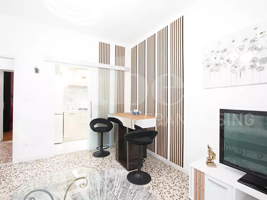 Immagine 3 di Appartamento in vendita  in Viale San Marco, . a Venezia