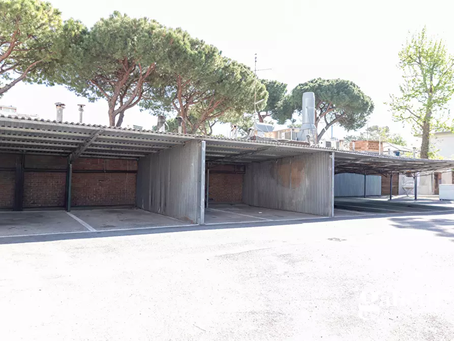 Immagine 22 di Appartamento in vendita  in Viale ceccarini a Riccione