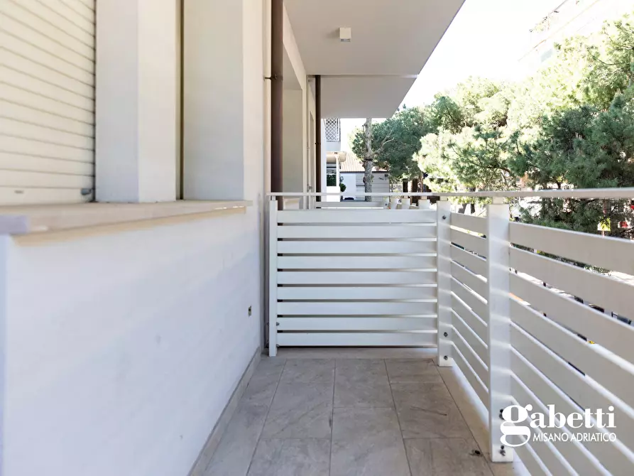 Immagine 16 di Appartamento in vendita  in Viale ceccarini a Riccione