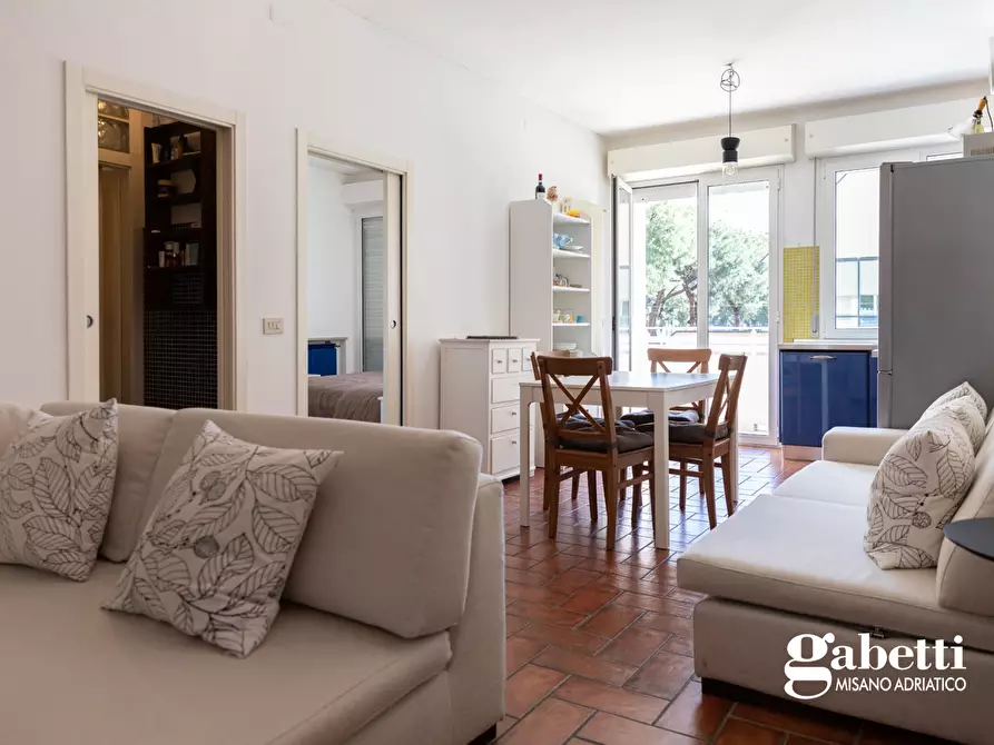 Immagine 3 di Appartamento in vendita  in Viale ceccarini a Riccione