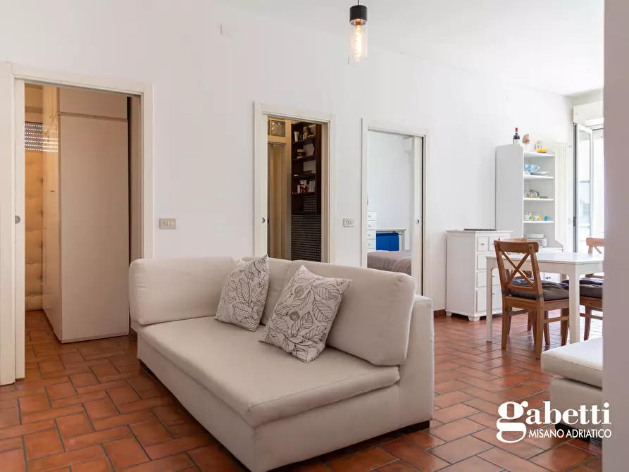 Immagine 2 di Appartamento in vendita  in Viale ceccarini a Riccione
