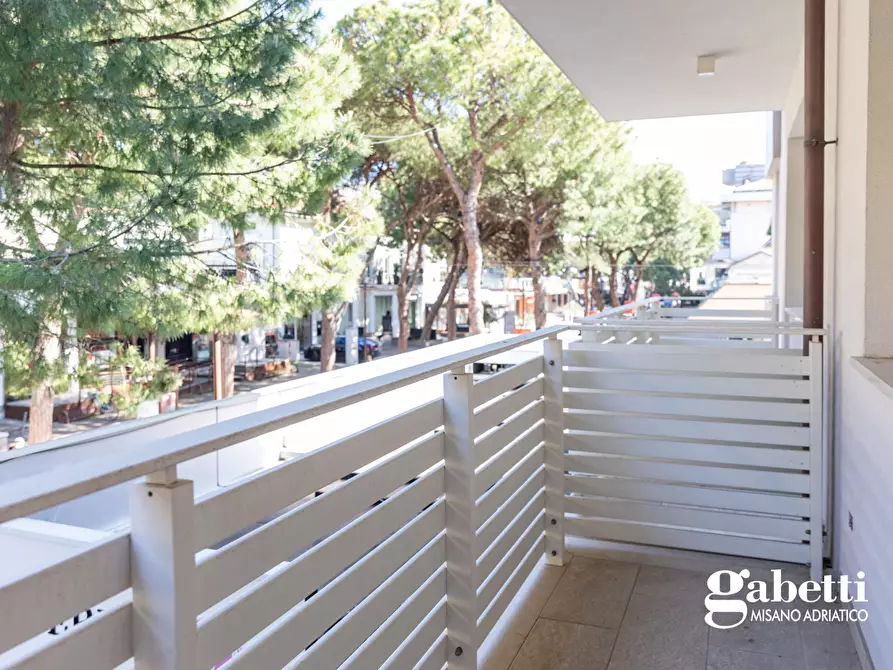 Immagine 12 di Appartamento in vendita  in Viale ceccarini a Riccione