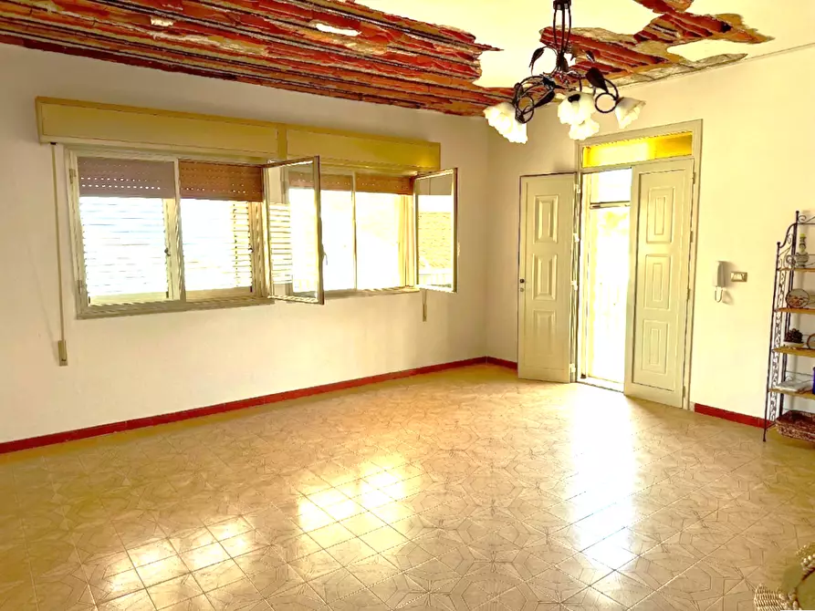 Immagine 5 di Appartamento in vendita  in Via Lampedusa, 11 a Santa Croce Camerina