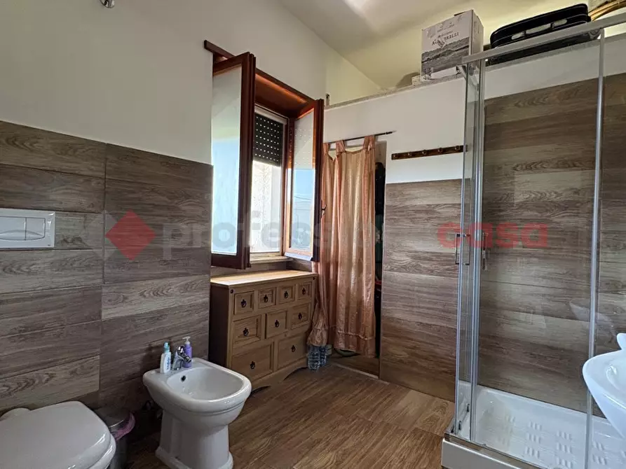 Immagine 26 di Casa quadrifamiliare in vendita  in Via GUARDIOLA, 53 a Terracina