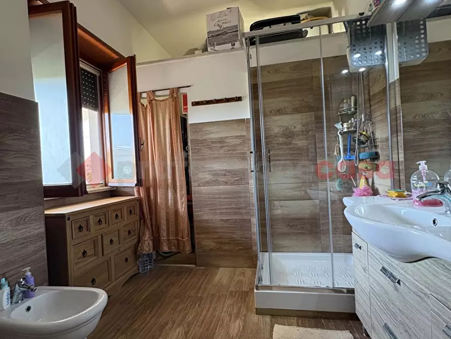 Immagine 28 di Casa quadrifamiliare in vendita  in Via GUARDIOLA, 53 a Terracina