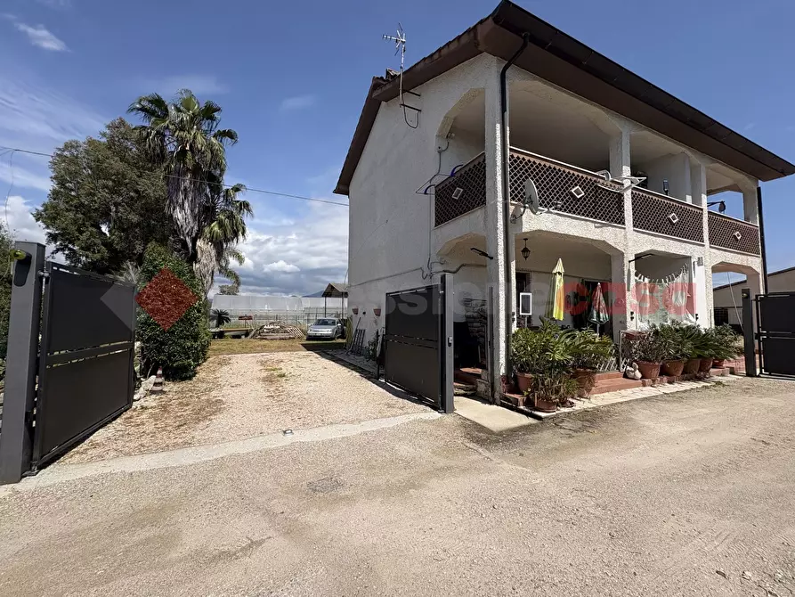 Immagine 1 di Casa quadrifamiliare in vendita  in Via GUARDIOLA, 53 a Terracina