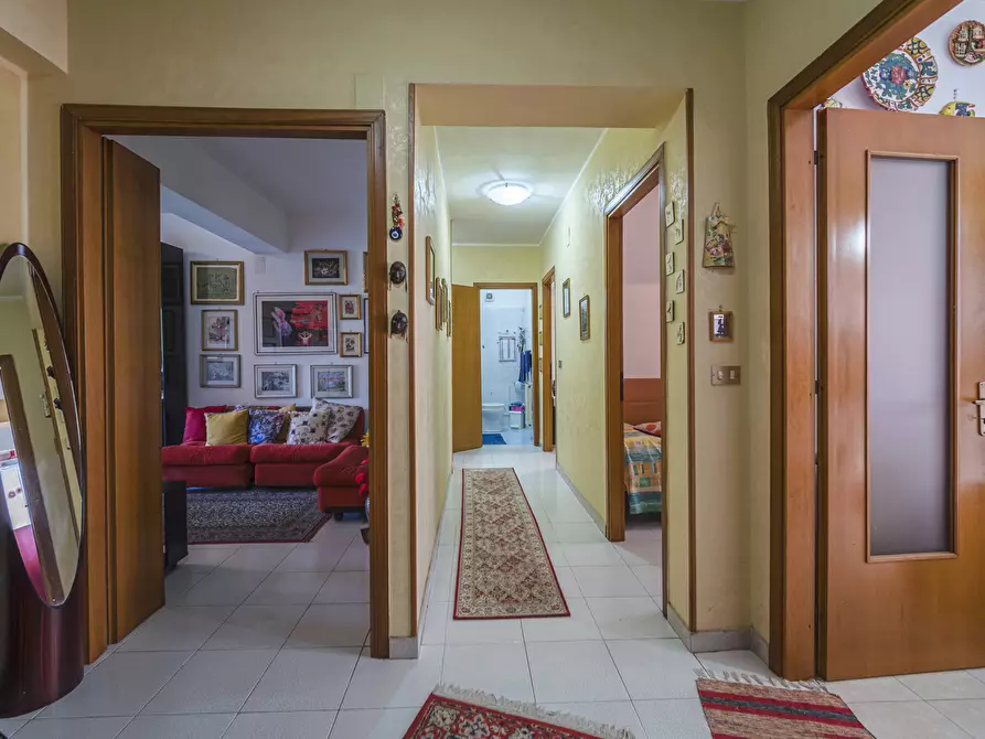 Immagine 2 di Appartamento in vendita  in Via san basilio Magno, 2 a Messina