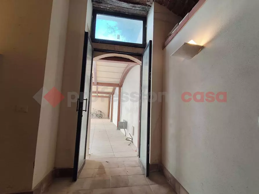 Immagine 15 di Attività commerciale in affitto  in Via nizza, 22 a Siracusa