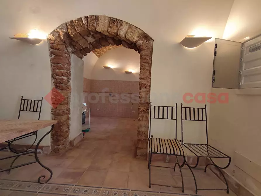 Immagine 34 di Attività commerciale in affitto  in Via nizza, 22 a Siracusa